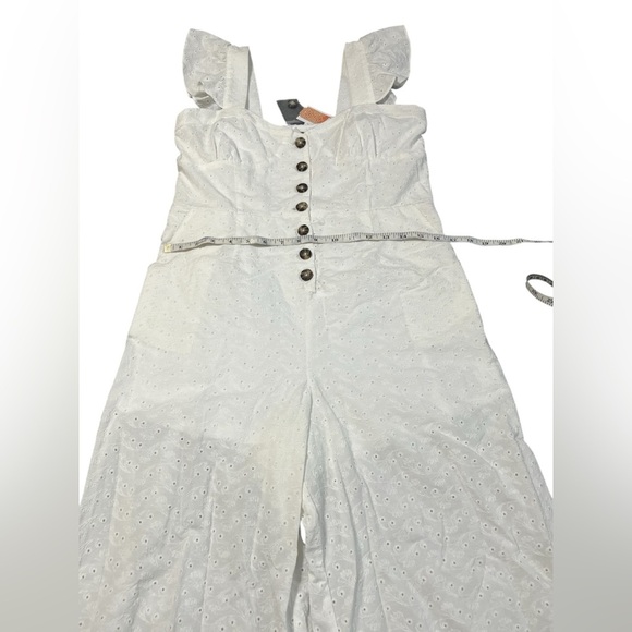 GB | Gianni Bini | Ivory Cropped Jumpsuit | NWT! - Picture 8 of 10